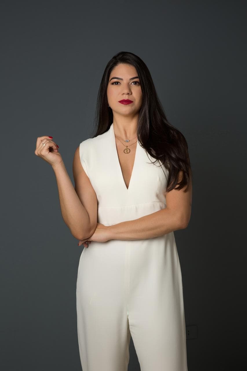 Dra. Camila Insuela